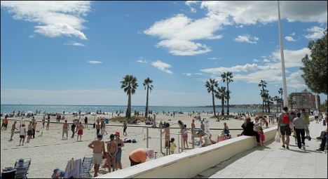 Playa de Los Náufragos (Torrevieja) - Foto Archivo